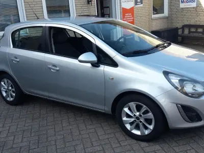 Gebraucht Opel Corsa Energy 86 PS (63 kW) 2015 Argon silber Kleinwagen
