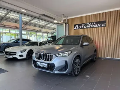 Neu BMW X1 M Sport 211 PS (155 kW) 2025 Grau SUV