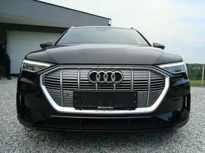 Usata Audi e-tron Sport 300 kW (408 CV) 2022 Nero SUV