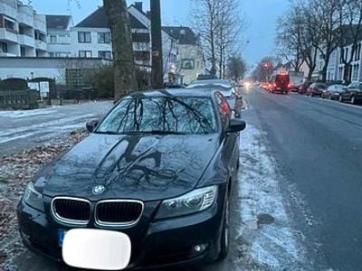 Second-hand BMW 320 102 CP (75 kW) 2009 Negru Berlinǎ