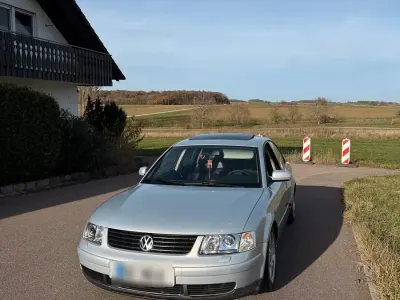 Gebraucht VW Passat 193 PS (141 kW) 1998 Silber Limousine