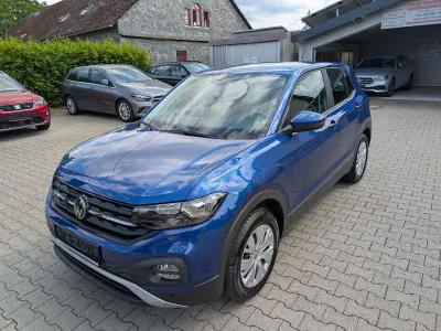 Gebraucht VW T-Cross Basis 110 PS (80 kW) 2024 Reef blue SUV