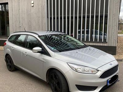 Usata Ford Focus Business Edition 125 CV (91 kW) 2017 Argento Station wagon