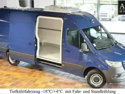 Gebraucht Mercedes Sprinter 170 PS (125 kW) 2024 Vandablau mb 5957 Van
