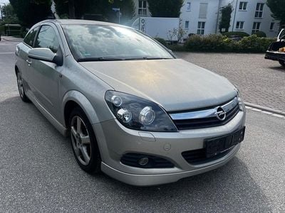 Opel Astra GTC