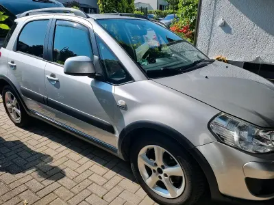 Gebraucht Suzuki SX4 120 PS (88 kW) 2007 Silber SUV