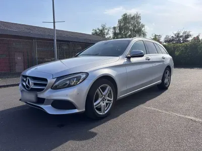 Gebraucht Mercedes C220 Avantgarde 170 PS (125 kW) 2015 Silber Kombi