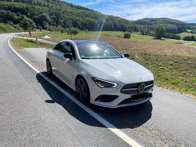 Weiß Gebraucht 2019 Mercedes CLA220 AMG Limousine | 28.500 €
