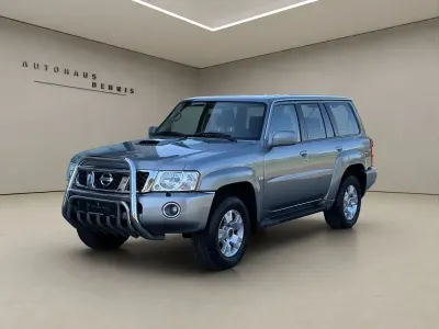 Usado Nissan Patrol 245 HP (180 kW) 2006 Cinzento SUV