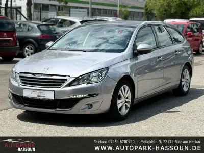 Gebraucht Peugeot 308 SW Active 120 PS (88 kW) 2016 Grau Kombi