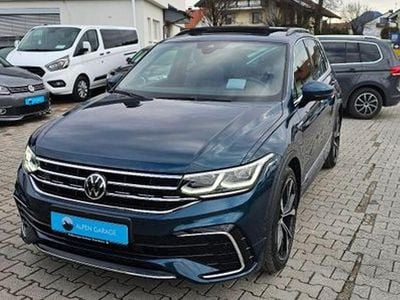 Usata VW Tiguan R-line 200 CV (147 kW) 2021 Blu SUV