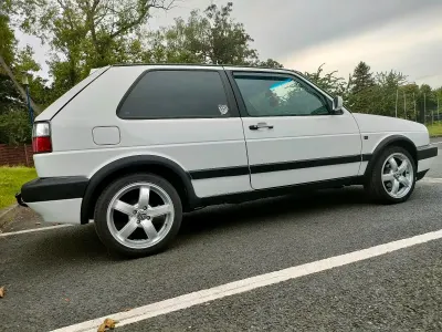 Gebraucht VW Golf II 72 PS (52 kW) 1990 Weiß Kleinwagen