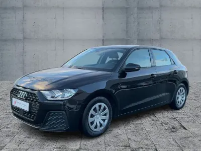 Gebraucht Audi A1 Sportback Comfort 95 PS (69 kW) 2022 Mythosschwarz metallic Kleinwagen