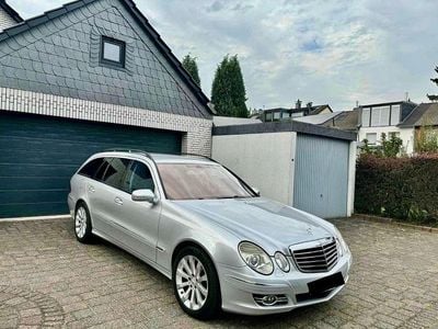 Mercedes E320