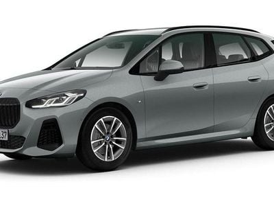 Grau Gebraucht 2025 BMW 220 Active Tourer Luxury Line Van / Kleinbus | 38.306 € (Fairer Preis)