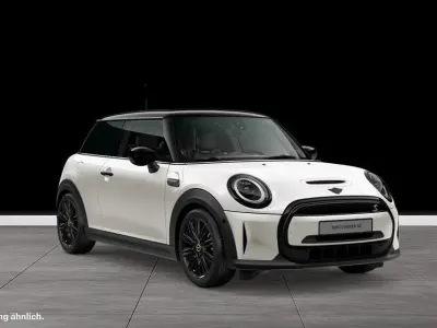 Gebraucht Mini Cooper SE 135 kW (184 PS) 2023 Weiß Kleinwagen