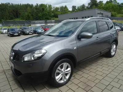 Gebraucht Nissan Qashqai 131 PS (96 kW) 2013 Silber SUV