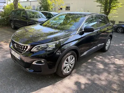 Gebraucht Peugeot 3008 Active 131 PS (96 kW) 2019 Schwarz SUV