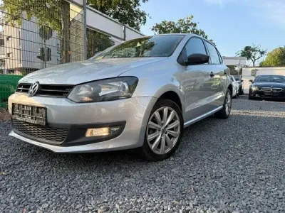 Gebraucht VW Polo 75 PS (55 kW) 2013 Silber Kleinwagen