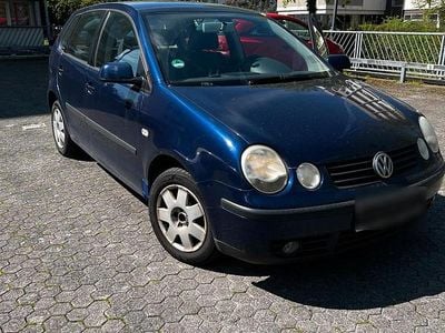 Second-hand VW Polo 75 CP (55 kW) 2003 Albastru Berlinǎ