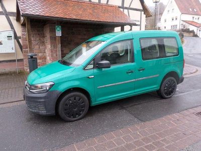 Gebraucht VW Caddy 122 PS (89 kW) 2017 Grün Van / Kleinbus