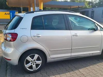 Gebraucht VW Golf Plus Cross 122 PS (89 kW) 2010 Grau Kleinwagen