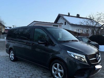 Gebraucht Mercedes V300 Edition 237 PS (174 kW) 2022 Schwarz Van / Kleinbus
