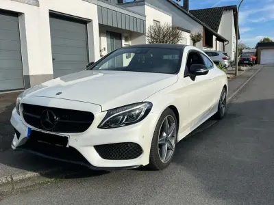 Gebraucht Mercedes C300 AMG line 245 PS (180 kW) 2017 Andere farben Coupé