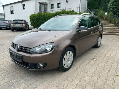 Gebraucht VW Golf VI Style 140 PS (102 kW) 2011 Braun Kleinwagen