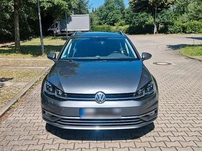 Gebraucht VW Golf VII 150 PS (110 kW) 2019 Grau Kombi