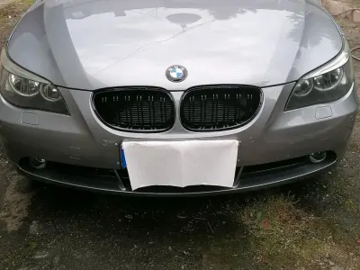 Gebraucht BMW 523 177 PS (130 kW) 2005 Grau Limousine