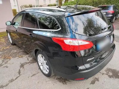 Gebraucht Ford Focus 163 PS (119 kW) 2012 Schwarz Kombi