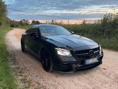 Mercedes E200