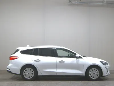 Brugt Ford Focus Cool & Connect 101 HK (74 kW) 2019 Hvid Sedan