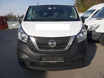 Usata Nissan NV300 145 CV (106 kW) 2000 Bianco Furgone