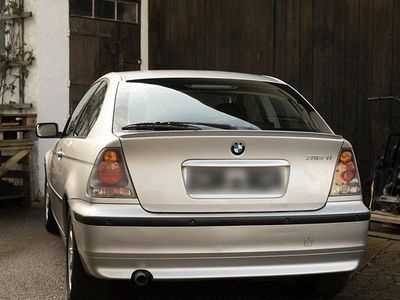 Gebraucht BMW 316 Compact 116 PS (85 kW) 2001 Silber Kleinwagen