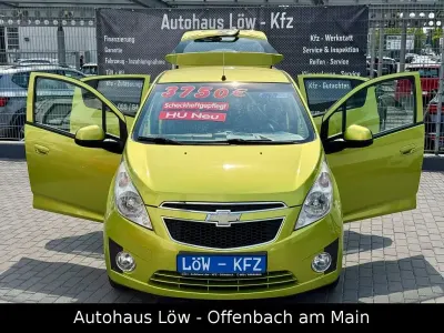 Gebraucht Chevrolet Spark 68 PS (50 kW) 2011 Grün Kleinwagen