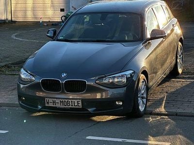 Gebraucht BMW 116 Sport Line 116 PS (85 kW) 2014 Grau Kleinwagen