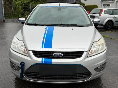Gebraucht Ford Focus Style 116 PS (85 kW) 2010 Grau Limousine
