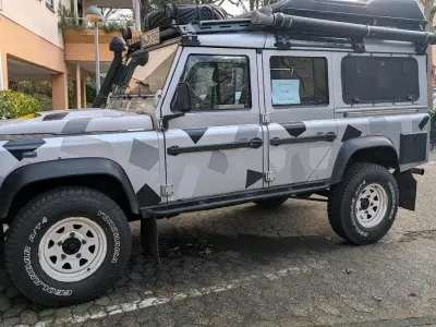 Gebraucht Land Rover Defender 150 PS (110 kW) 2007 Silber SUV