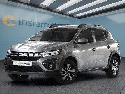 Grau Gebraucht 2025 Dacia Sandero Stepway Kleinwagen | 17.849 € (Fairer Preis)