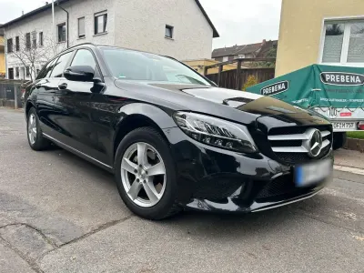 Gebraucht Mercedes C220 194 PS (142 kW) 2020 Schwarz Kombi
