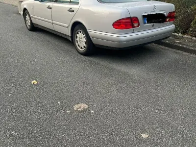 Gebraucht Mercedes E200