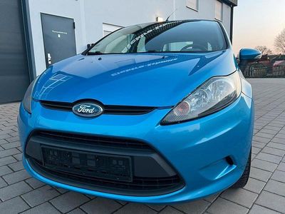 Gebraucht Ford Fiesta Trend 90 PS (66 kW) 2009 Blau Kleinwagen