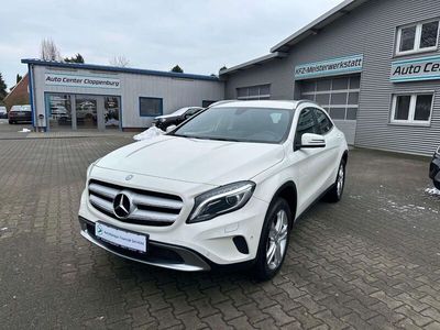 Gebraucht Mercedes GLA200 Urban 156 PS (114 kW) 2016 Weiß SUV