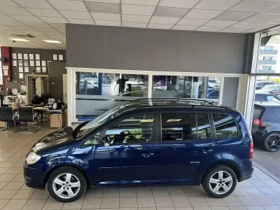 Gebraucht VW Touran United 105 PS (77 kW) 2008 Blau Van / Kleinbus