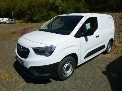 Usata Opel Combo Edition 102 CV (75 kW) 2024 Bianco Monovolume