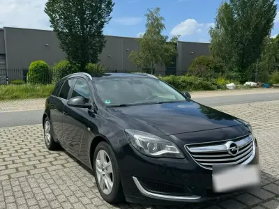 Gebraucht Opel Insignia 160 PS (117 kW) 2014 Schwarz Kombi