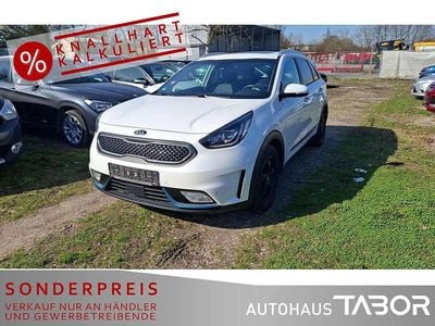 Gebraucht Kia Niro Spirit 105 PS (77 kW) 2017 Snow white SUV