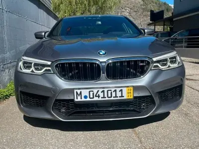 Używany BMW M5 Sport Line 600 KM (441 kW) 2020 Szary Sedan/Limuzyna